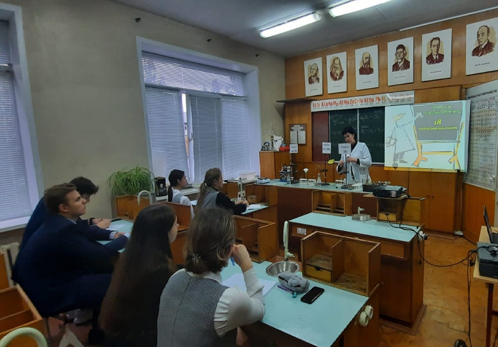 Мастер-класс «Углеводороды» на кафедре ХиТиМОХ